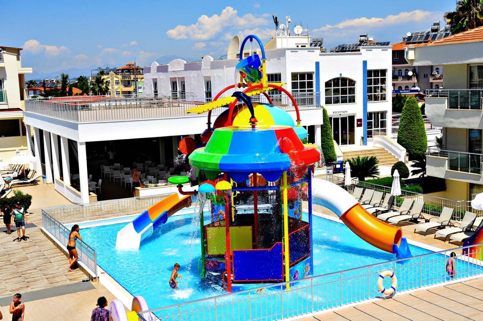 Dream Family Club Hotel Side Ngoại thất bức ảnh
